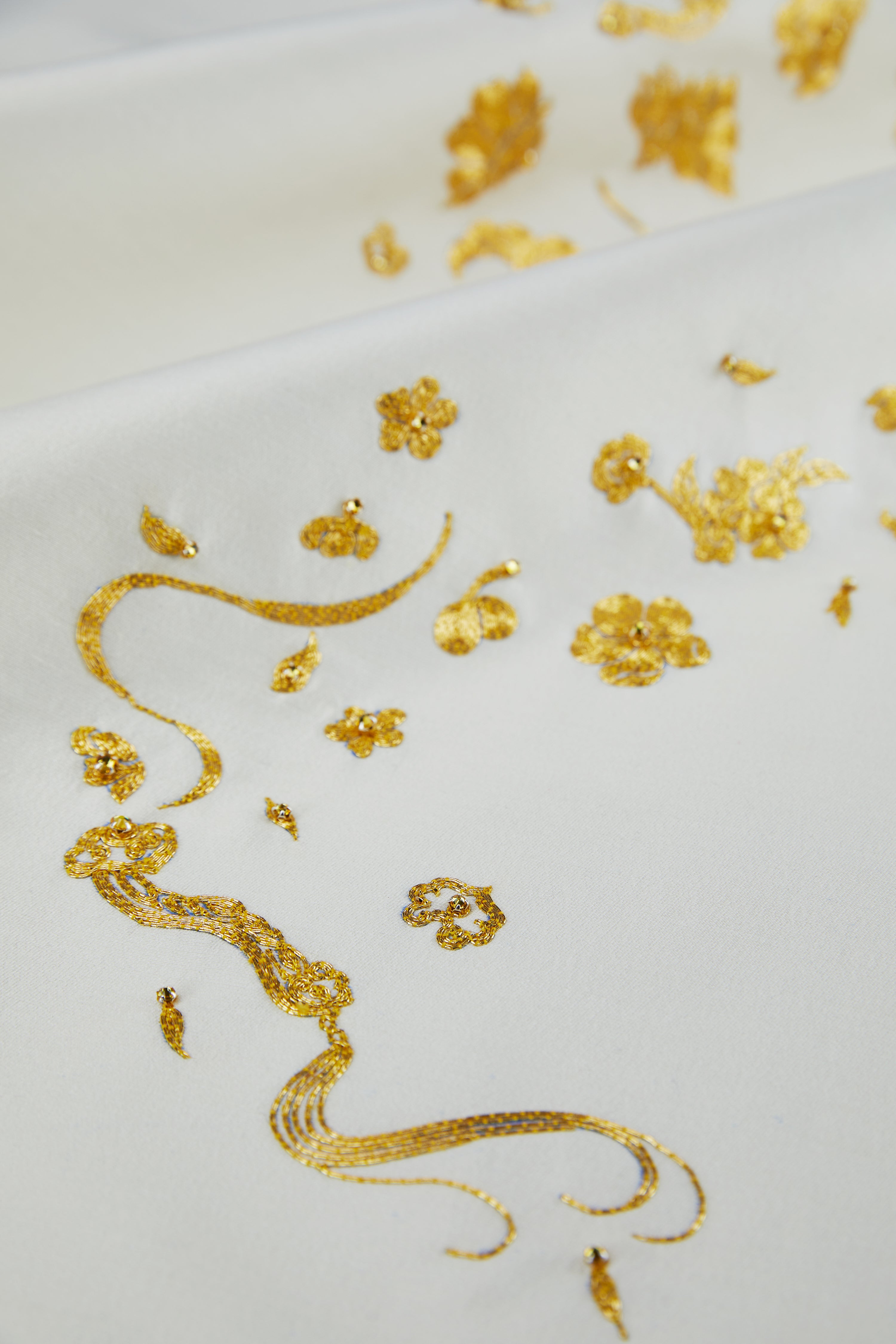 Sansheng Youxing White Porcelain Silhouette Dress《三生有幸之玉瓶白裙》