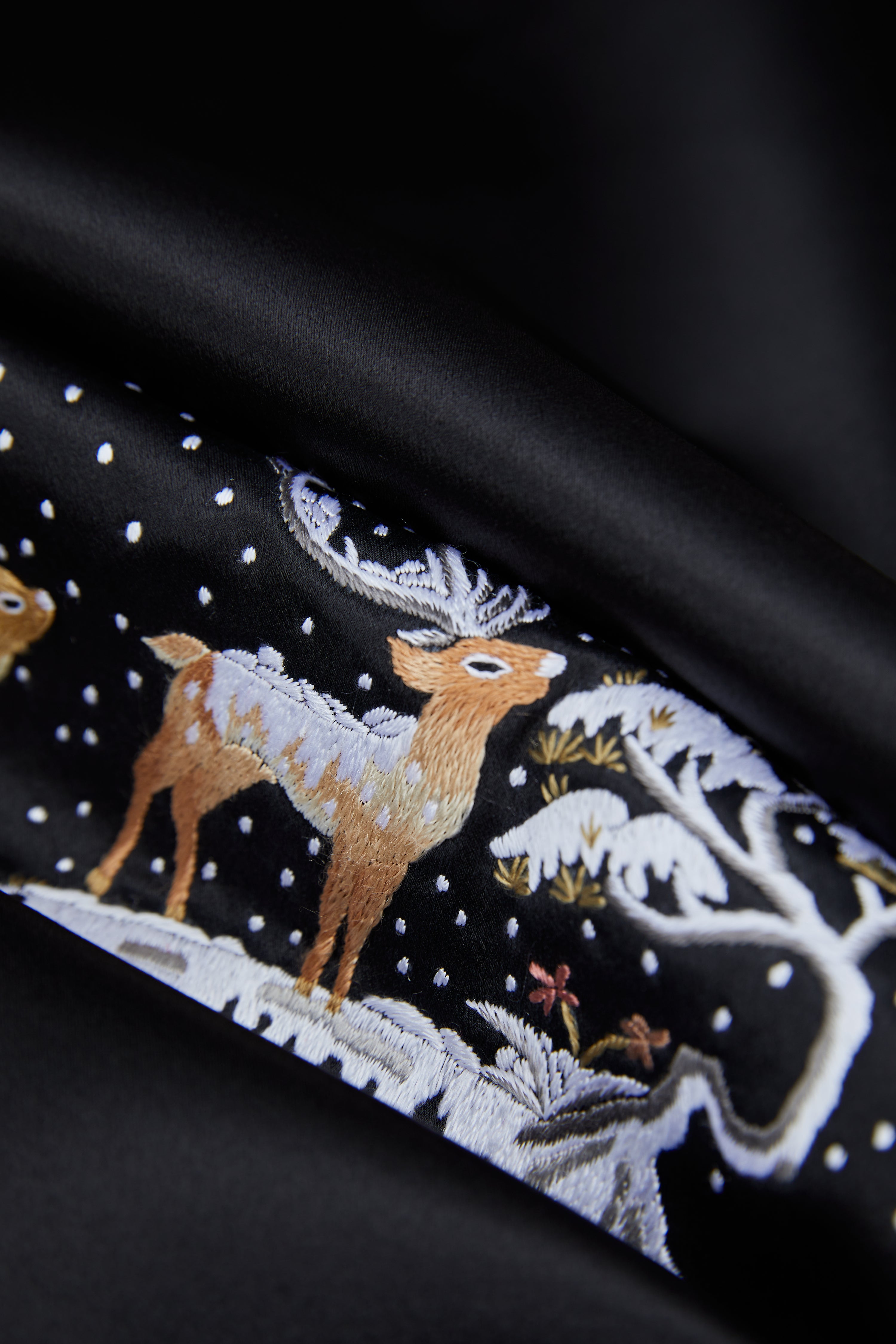 Black LIttle Dress《黑色小裙》