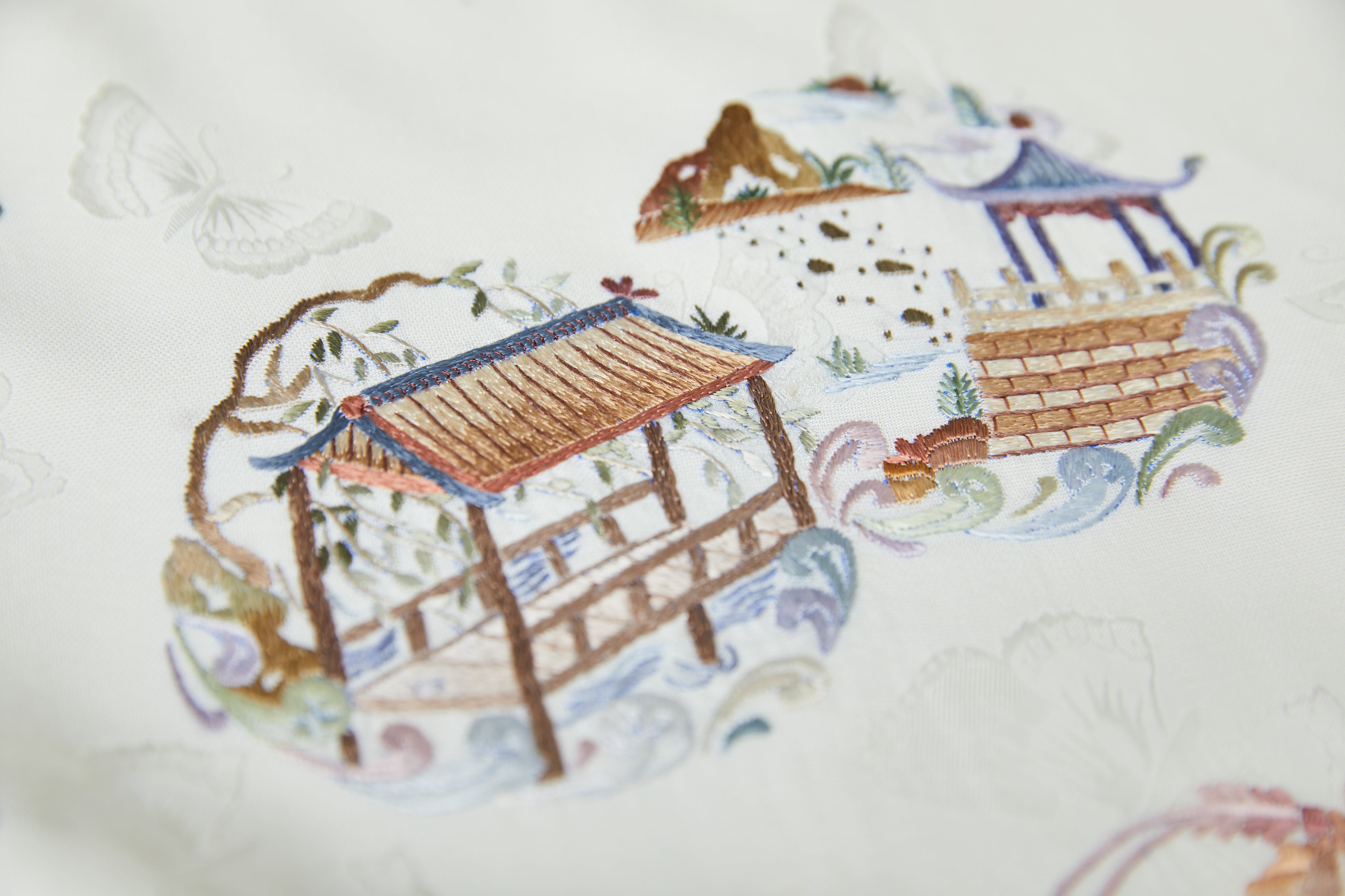 Elegant Pavilions and Towers《亭台楼阁》