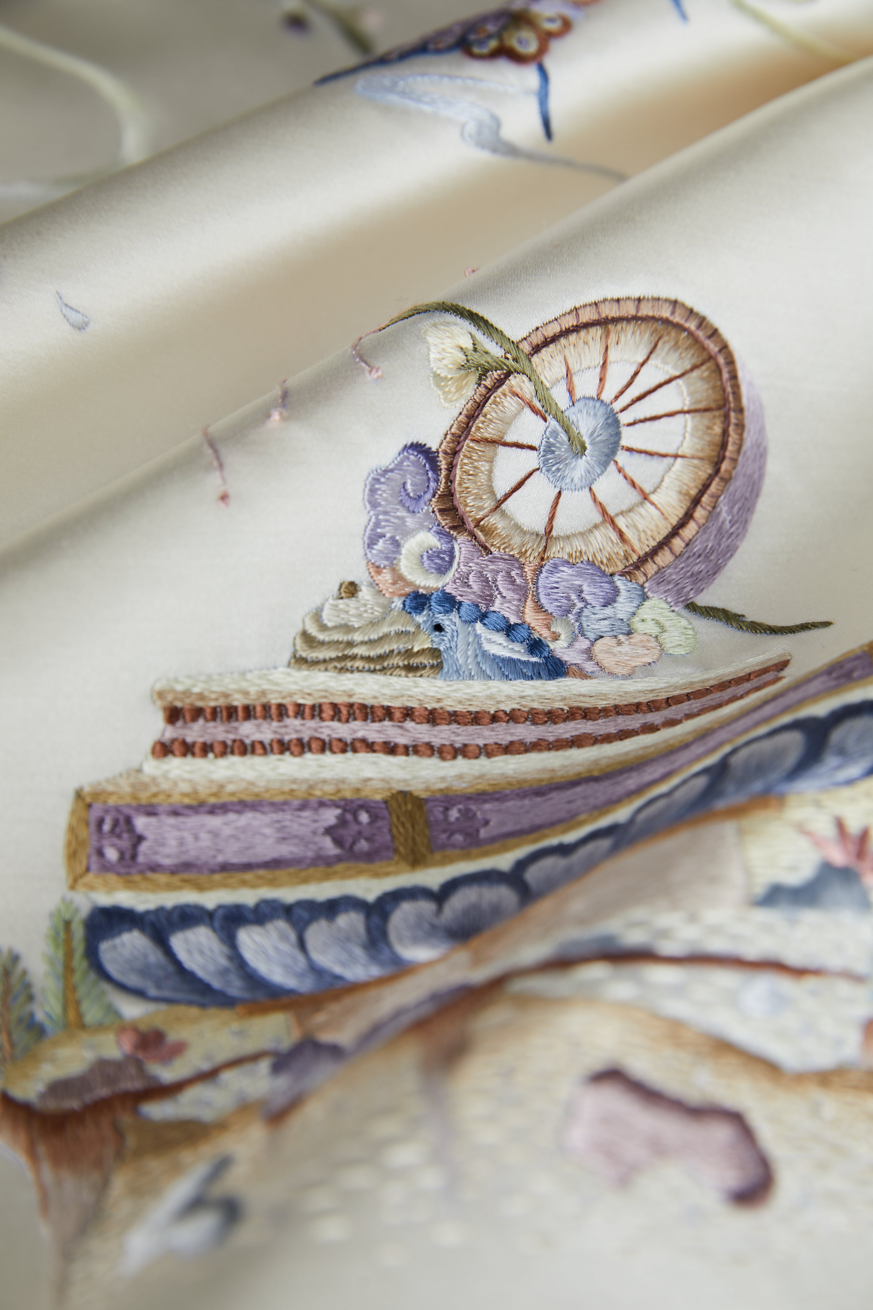 Solar Compass of Tsinghua《清华日晷》