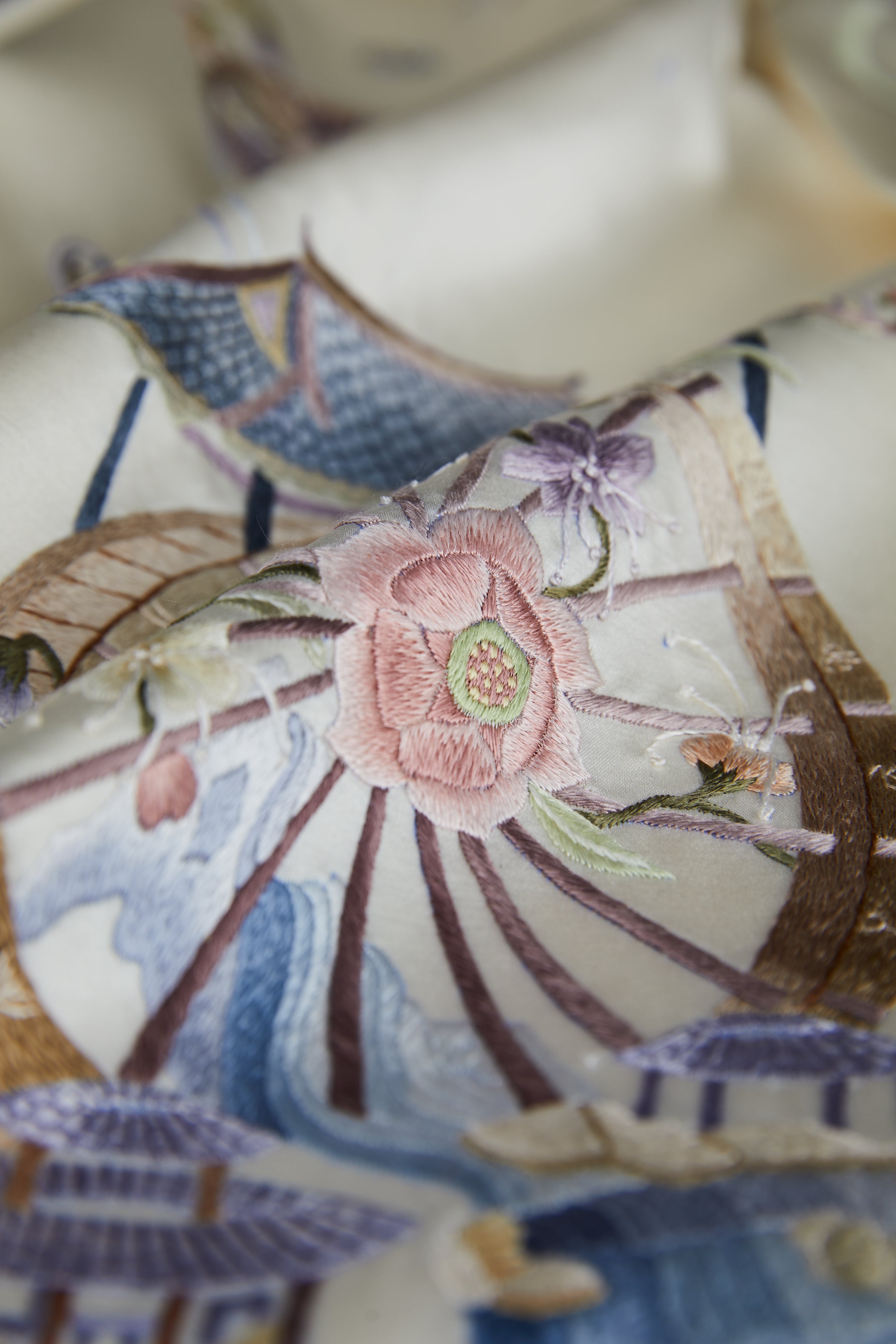 Solar Compass of Tsinghua《清华日晷》