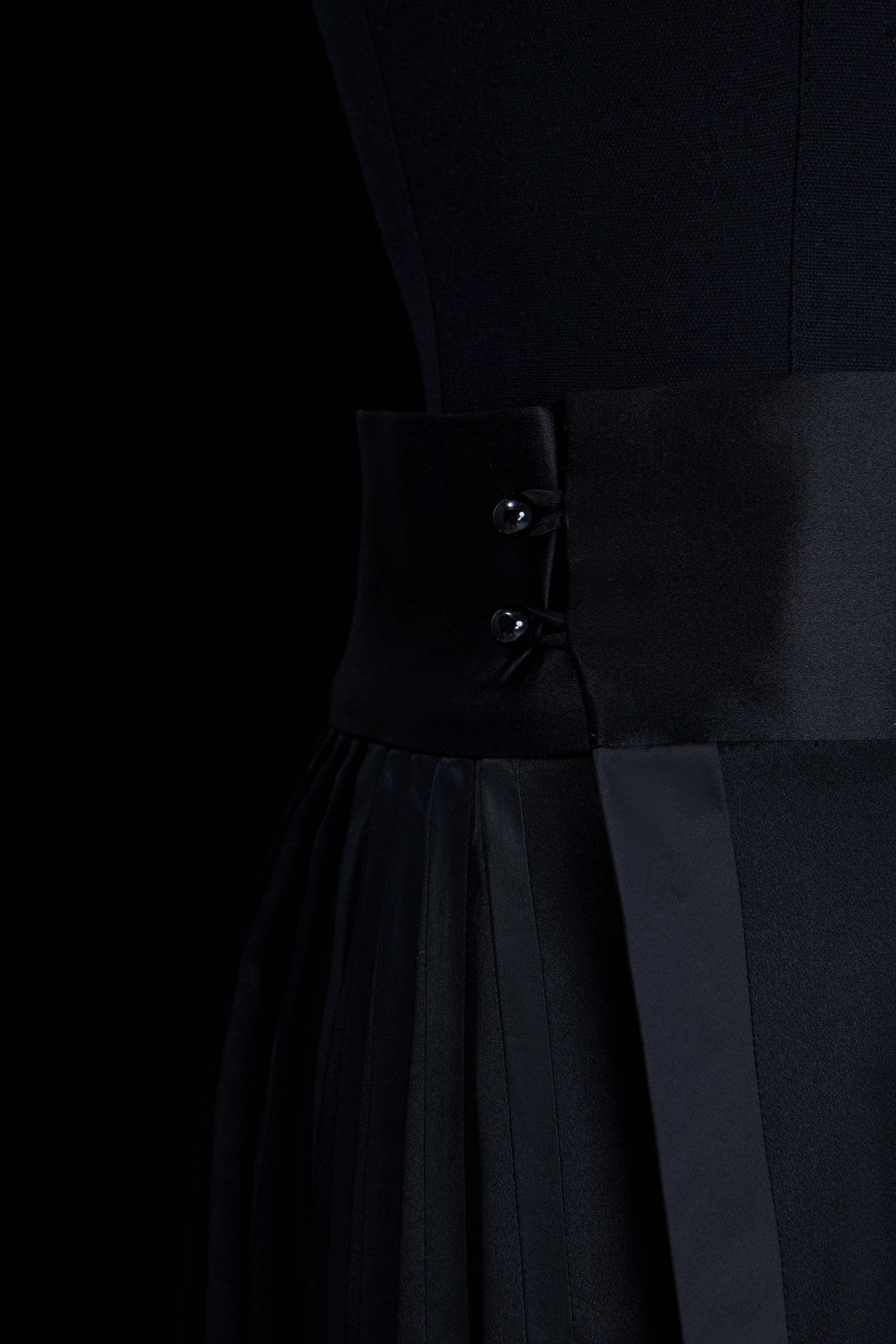 Zhaojun Goes Beyond the Great Wall 《昭君出塞》Horse Face Skirt