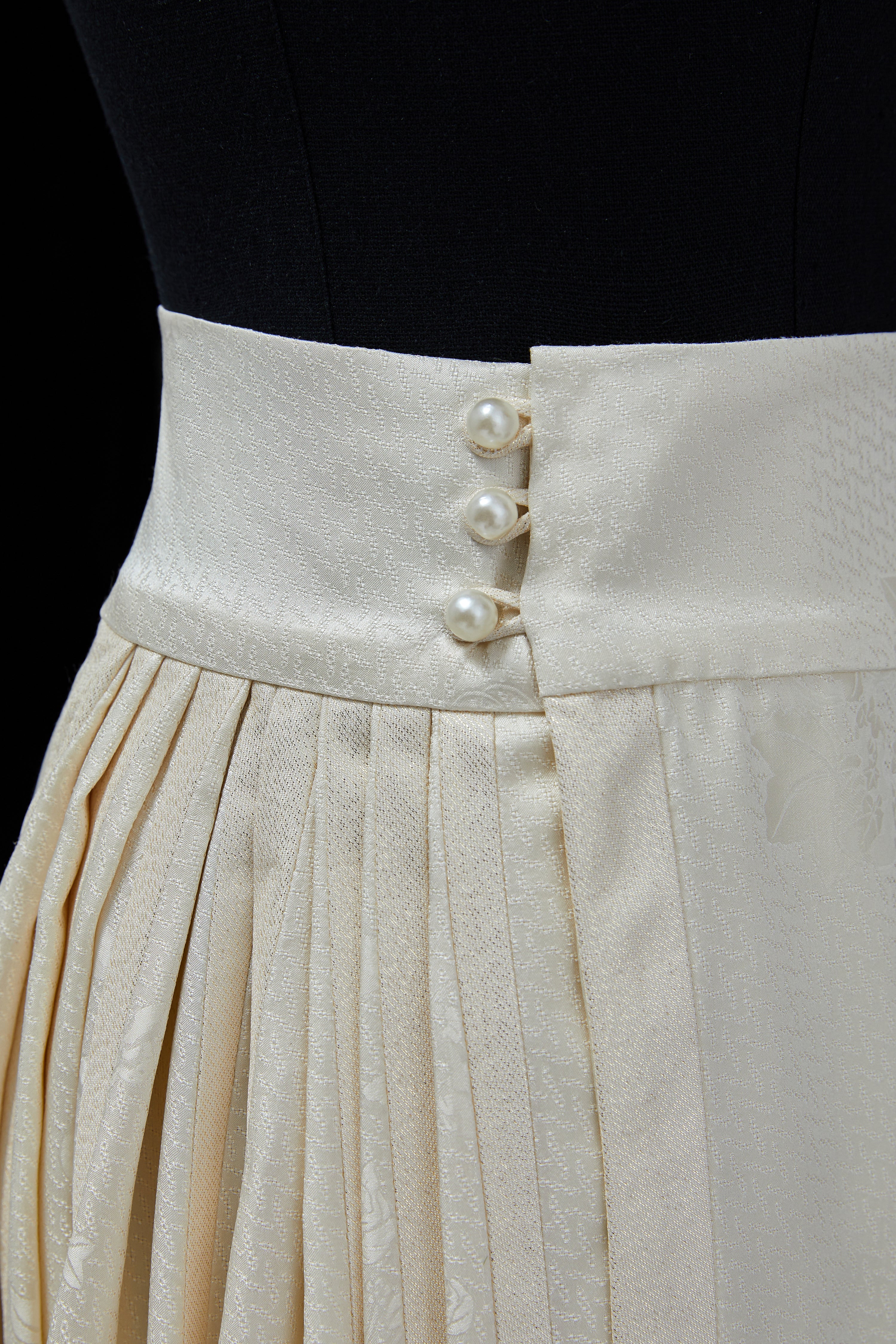 Scholars and Beauty 《才子佳人》