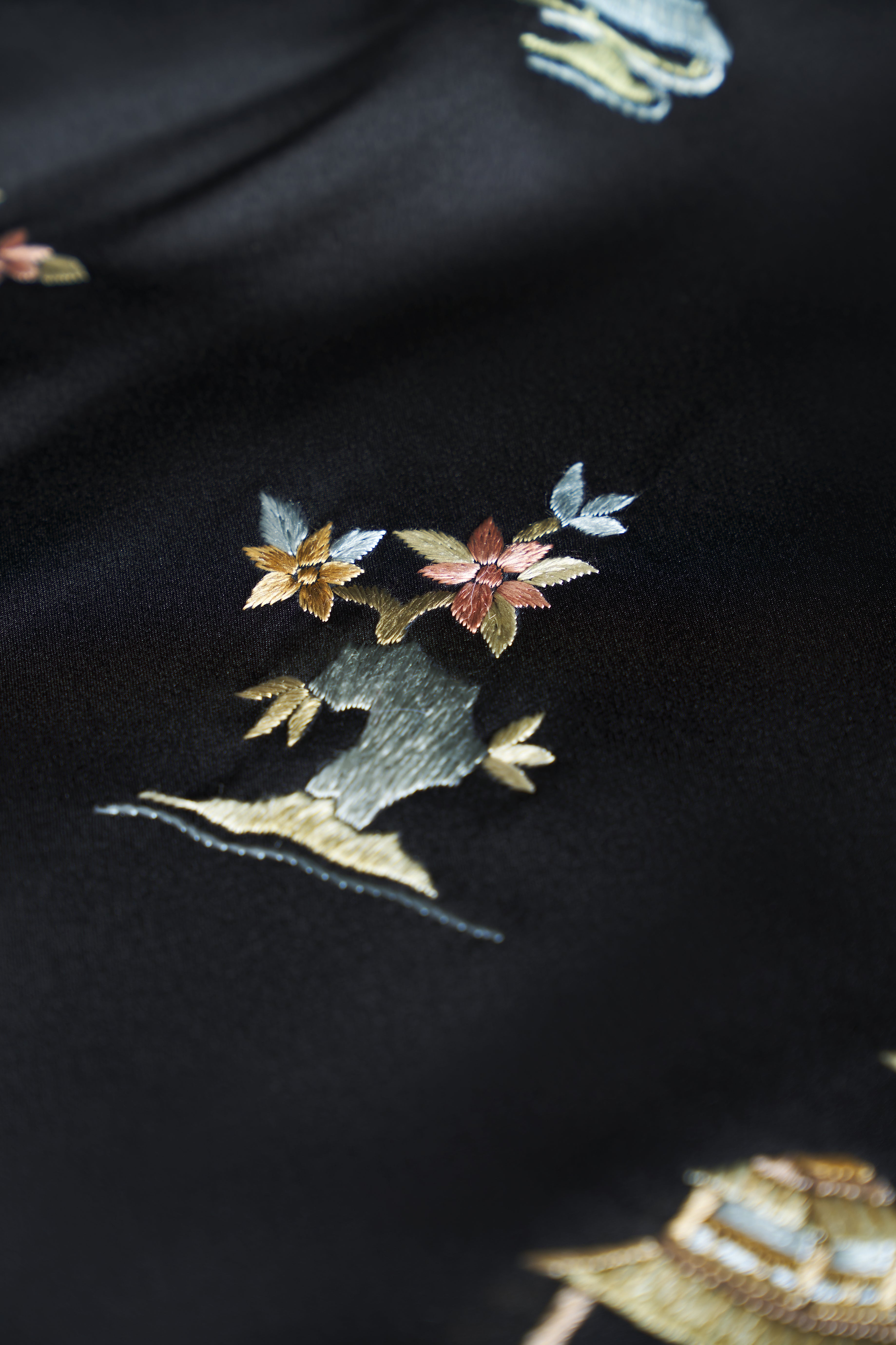 Lotus Picking Cardigan《采莲开衫》