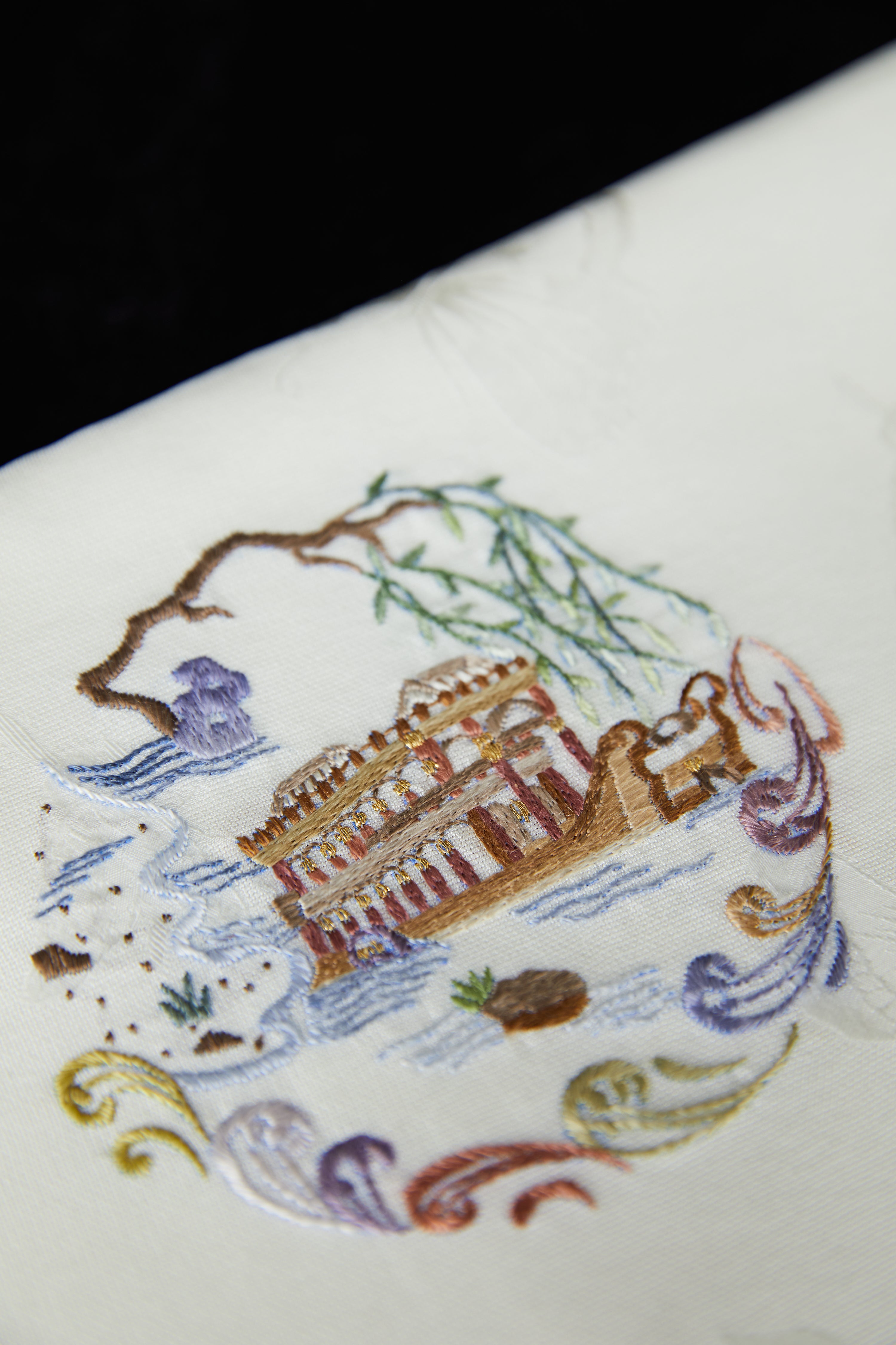 Elegant Pavilions and Towers《亭台楼阁》