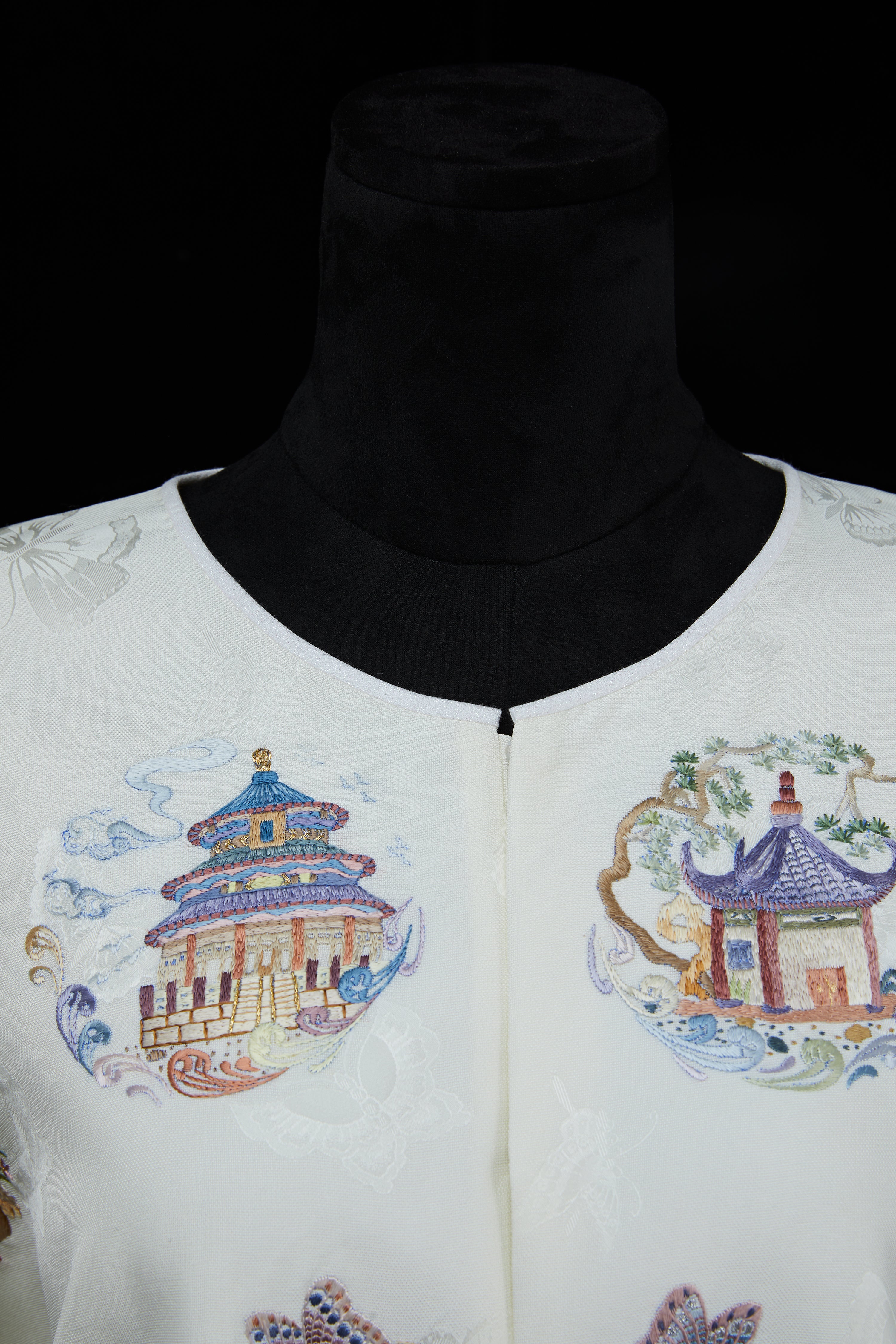 Elegant Pavilions and Towers《亭台楼阁》