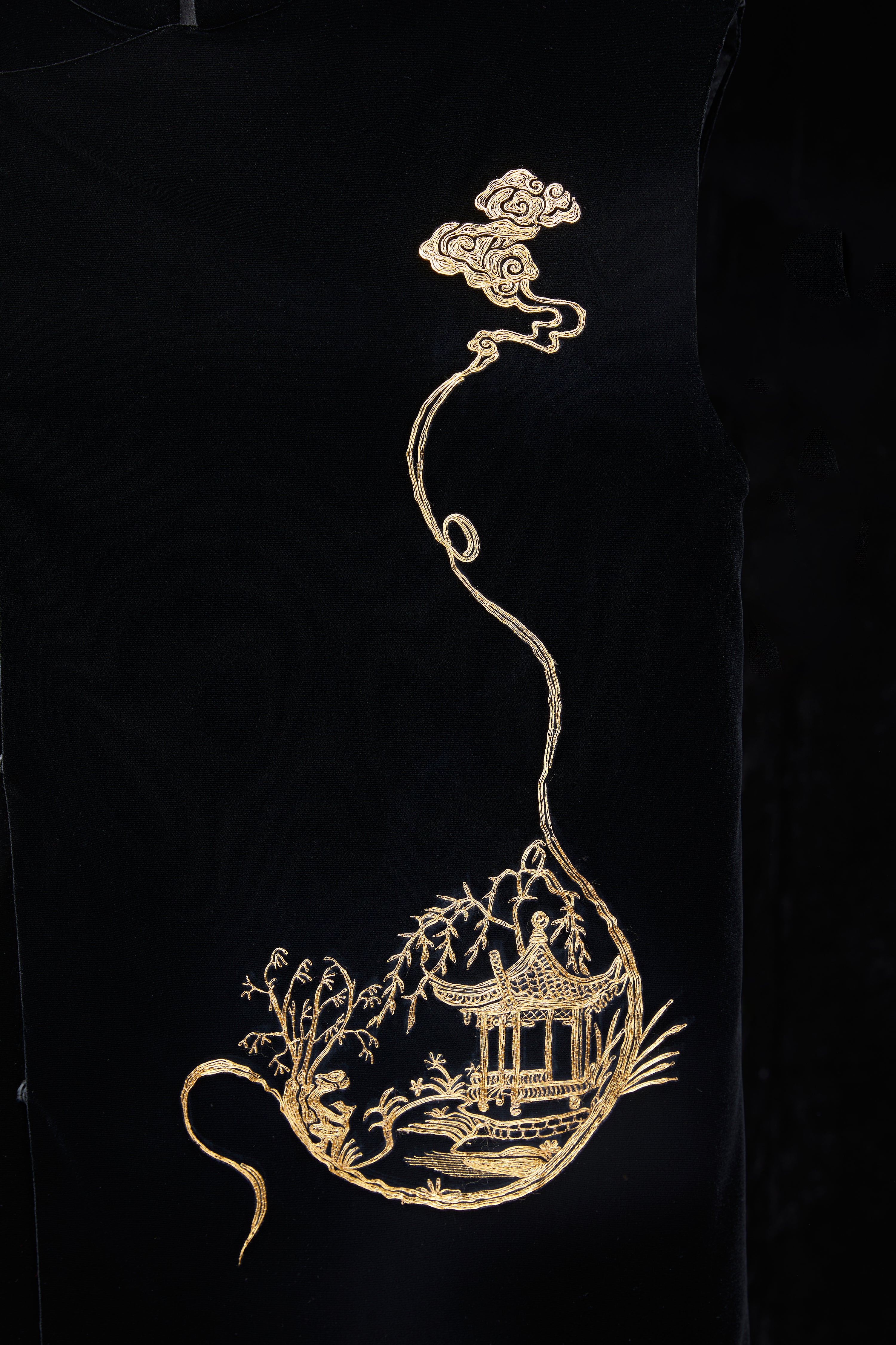 Little Black Dress《小黑裙》