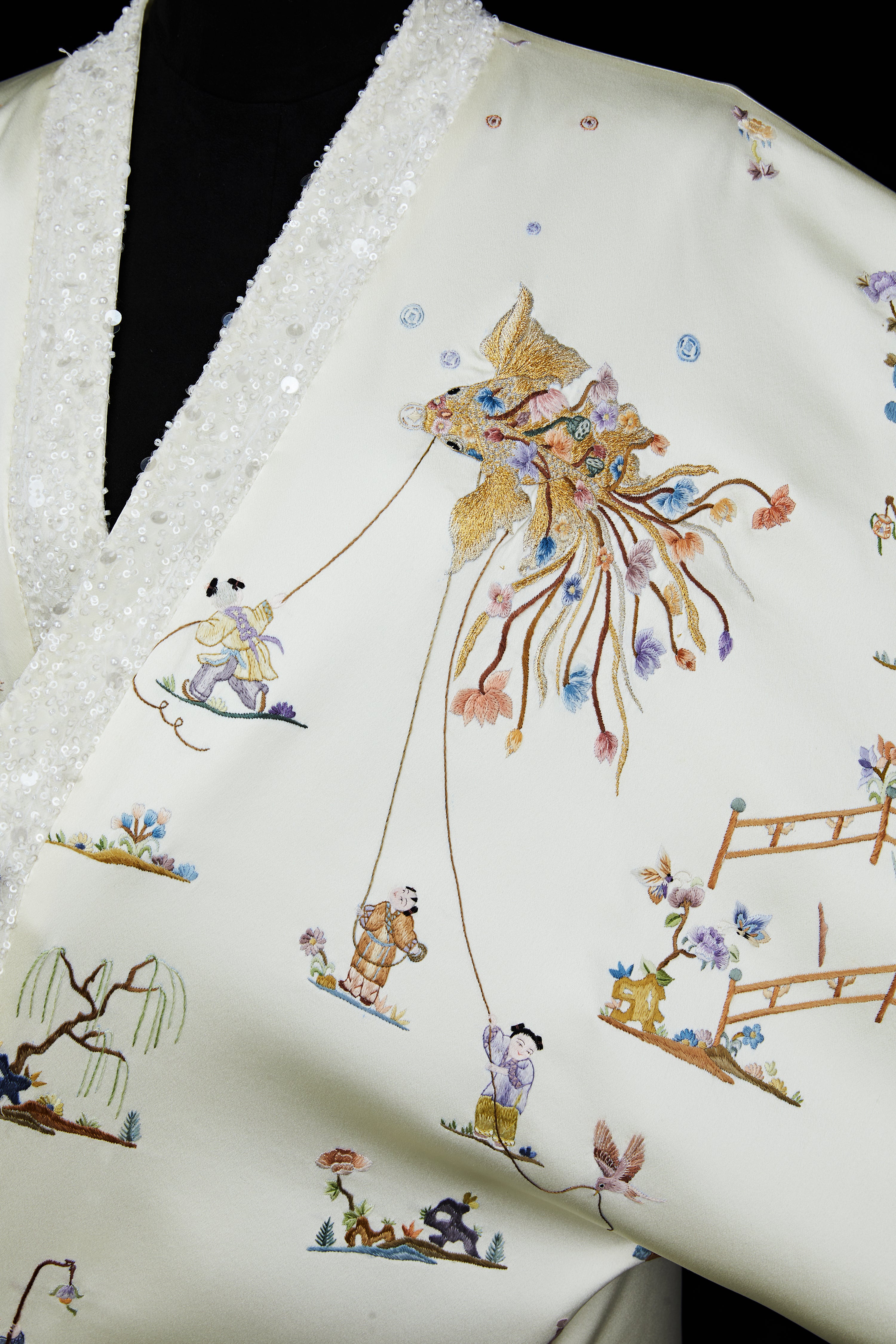 Chinese Infant Amusement Painting Tuni《睡袍款婴戏上衣》