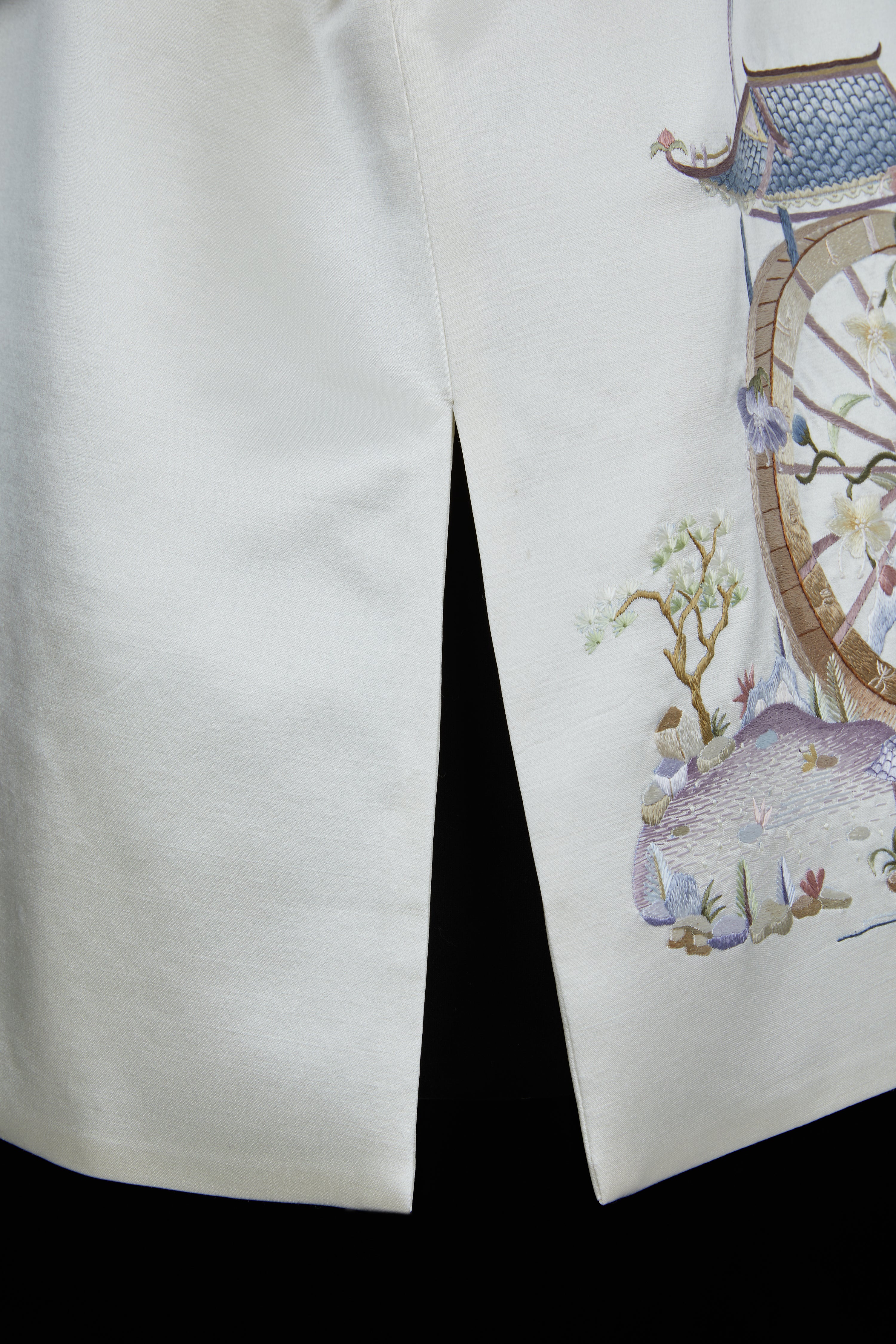 Solar Compass of Tsinghua《清华日晷》