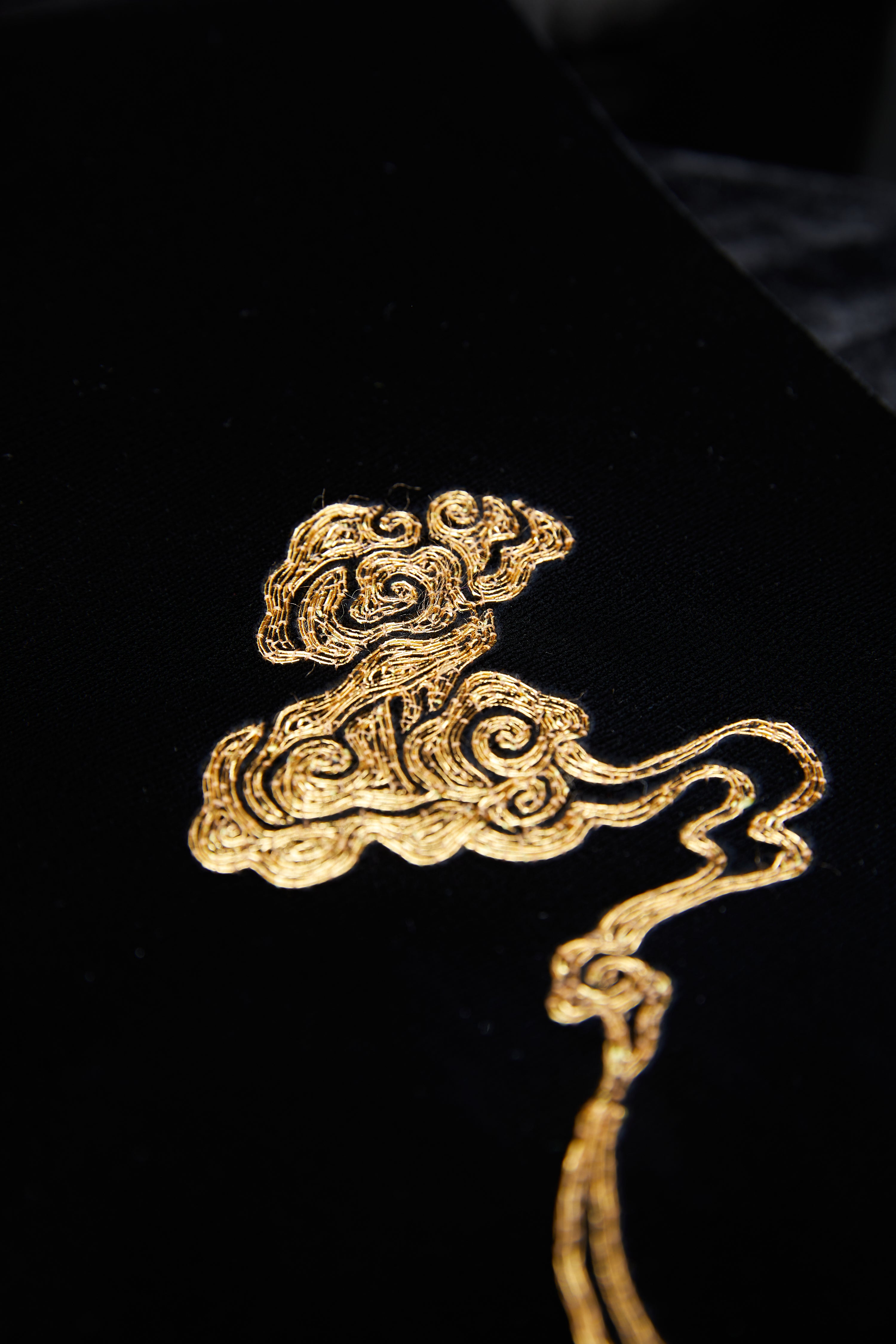 Little Black Dress《小黑裙》