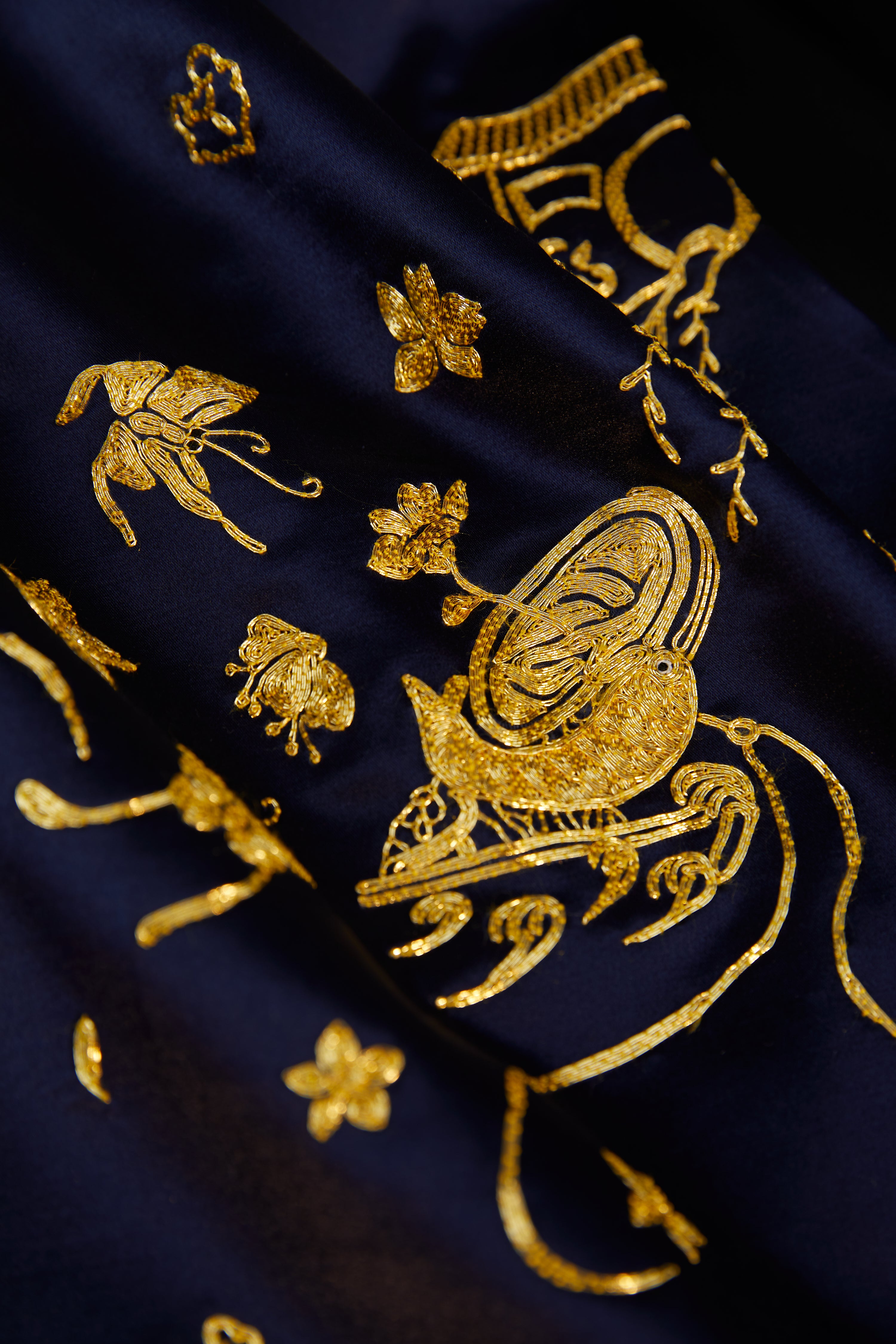 Celestial Eclipse Gown《日晷藏青长裙》