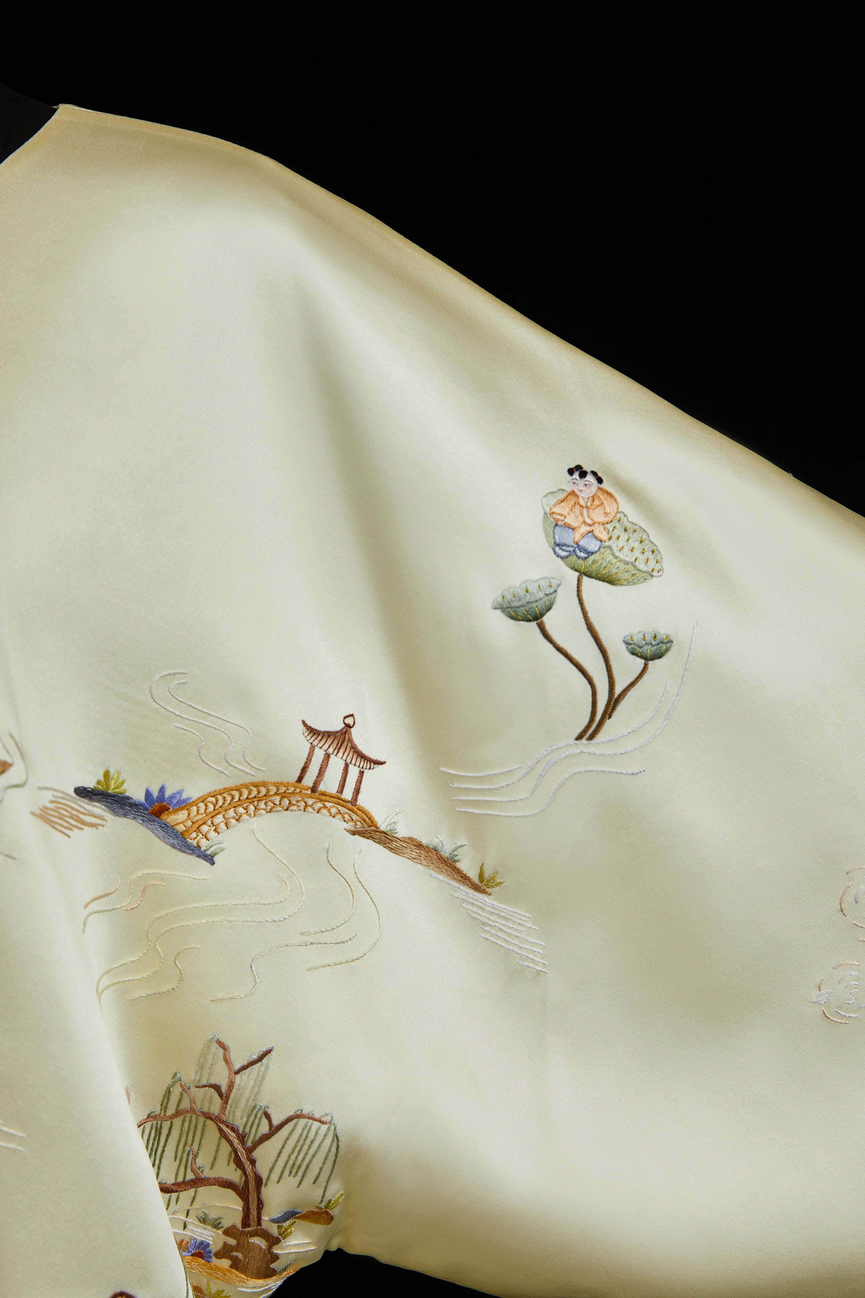 Lianpeng Doll  《莲蓬娃娃》