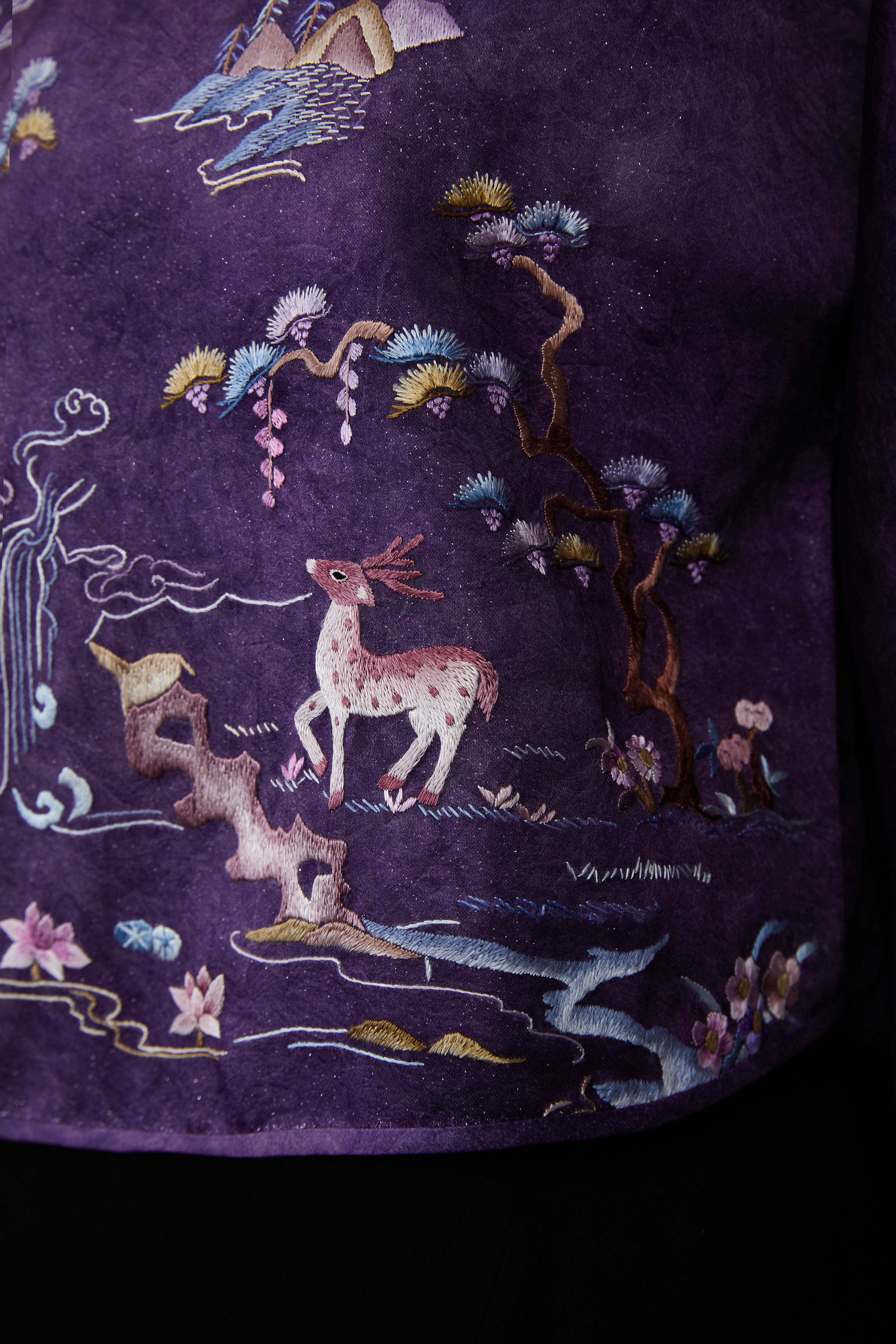 Crane and Deer in Spring《鹤鹿同春》