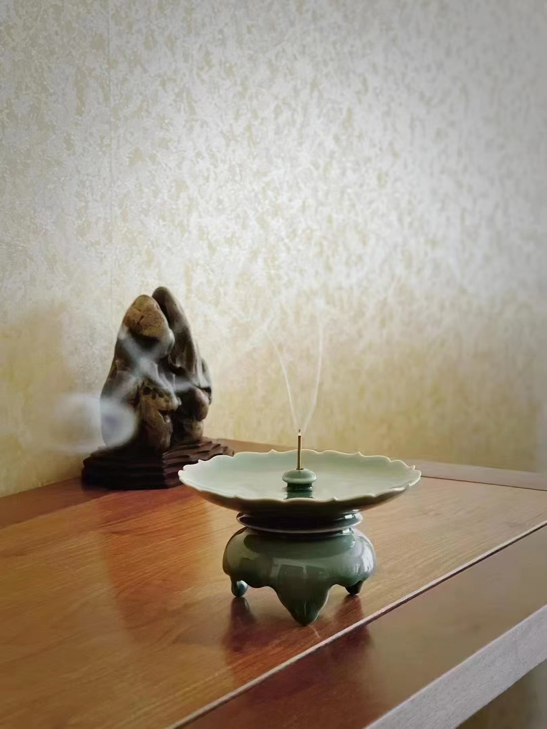 Flower incense holder/piece