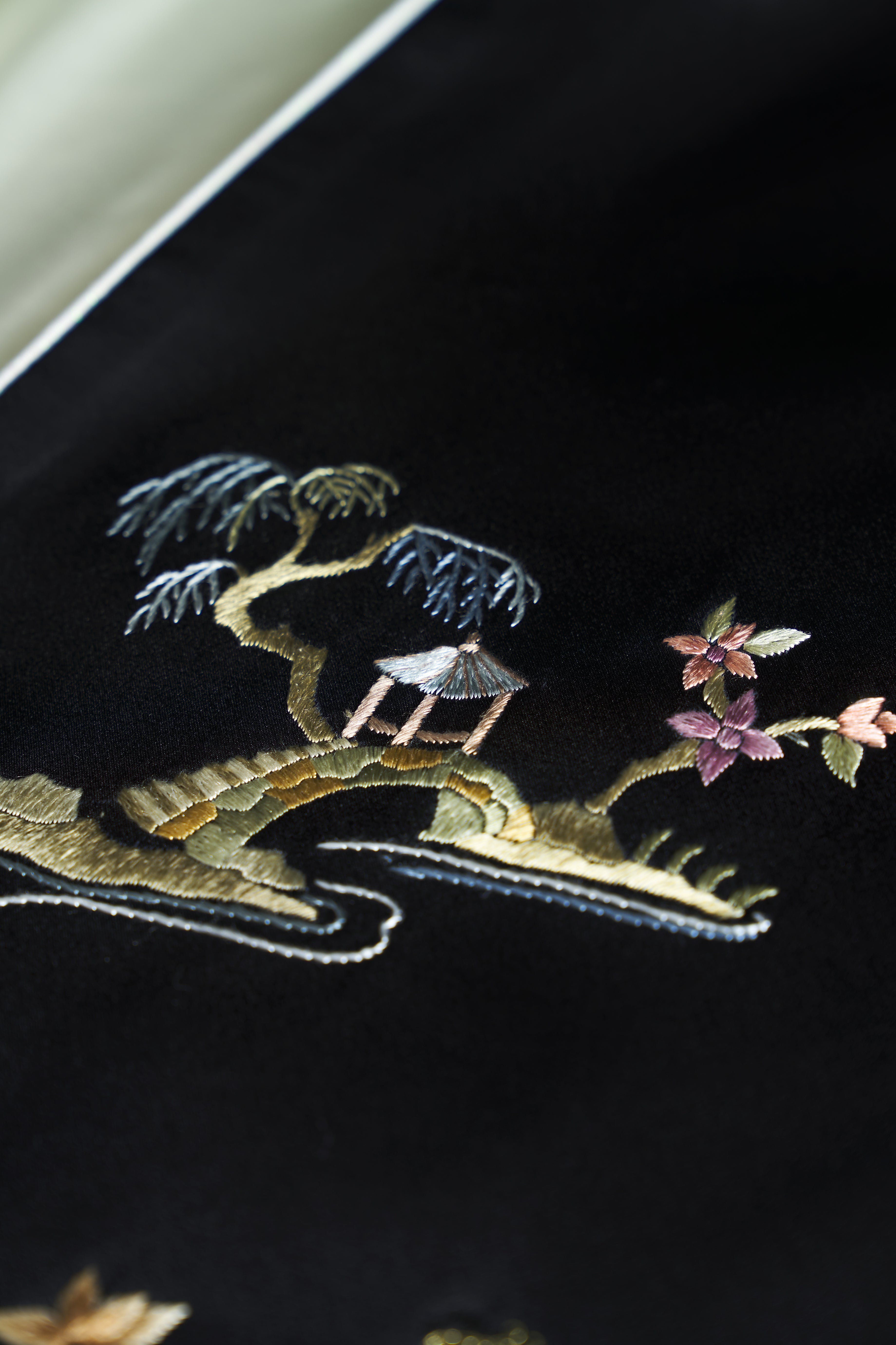 Lotus Picking Cardigan《采莲开衫》