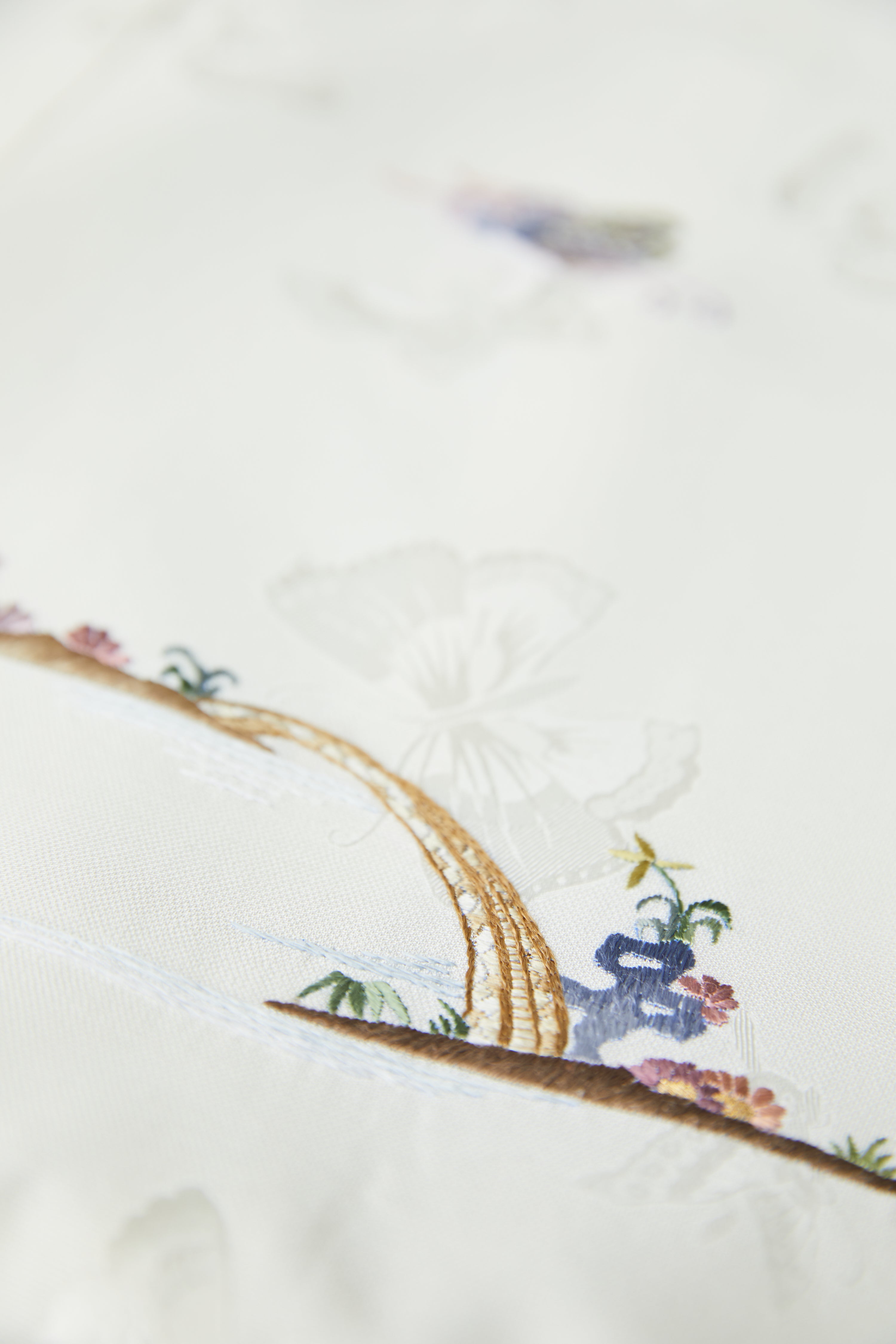 Elegant Pavilions and Towers《亭台楼阁》