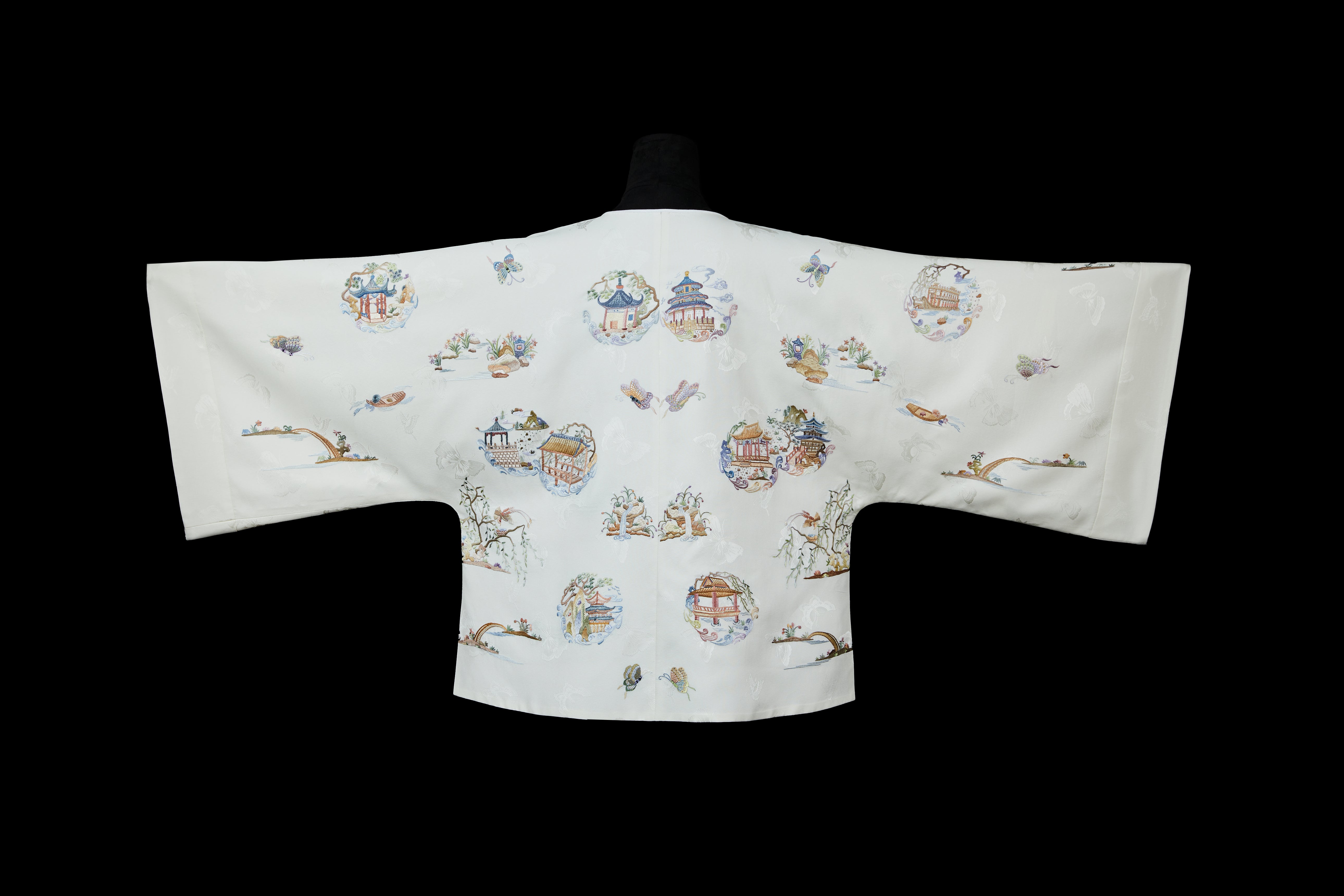 Elegant Pavilions and Towers《亭台楼阁》