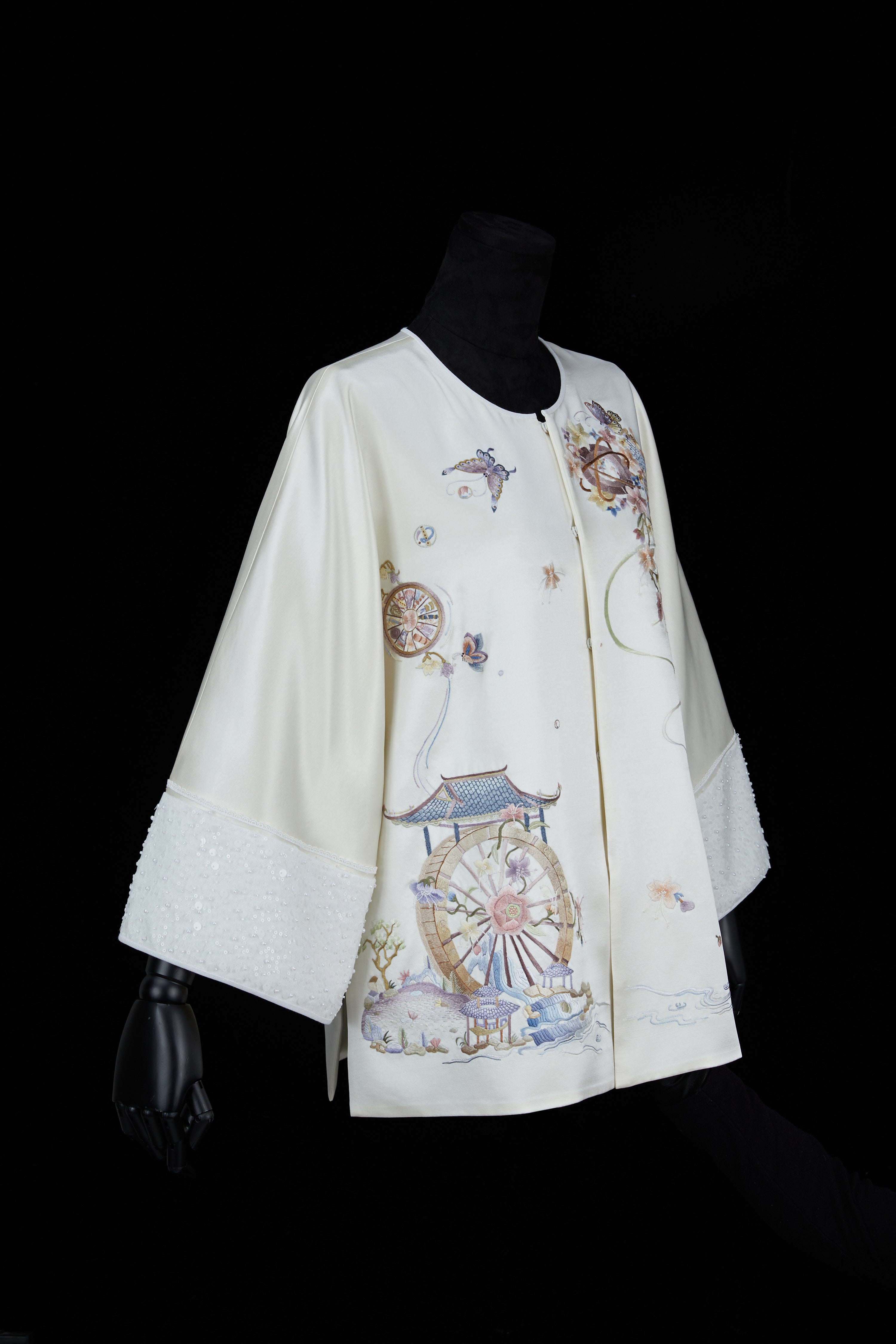 Solar Compass of Tsinghua《清华日晷》