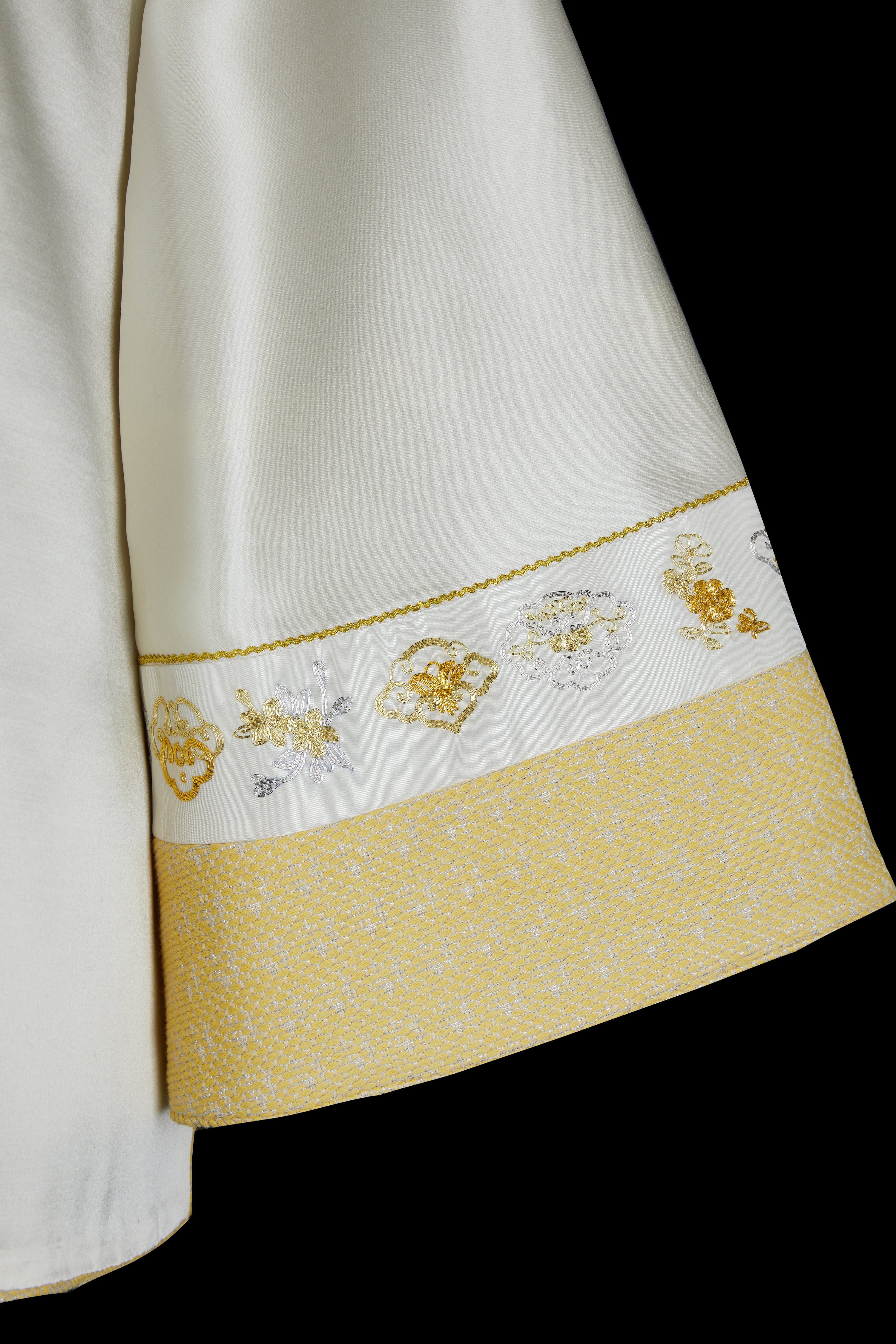 Silken Glory《锦绣》