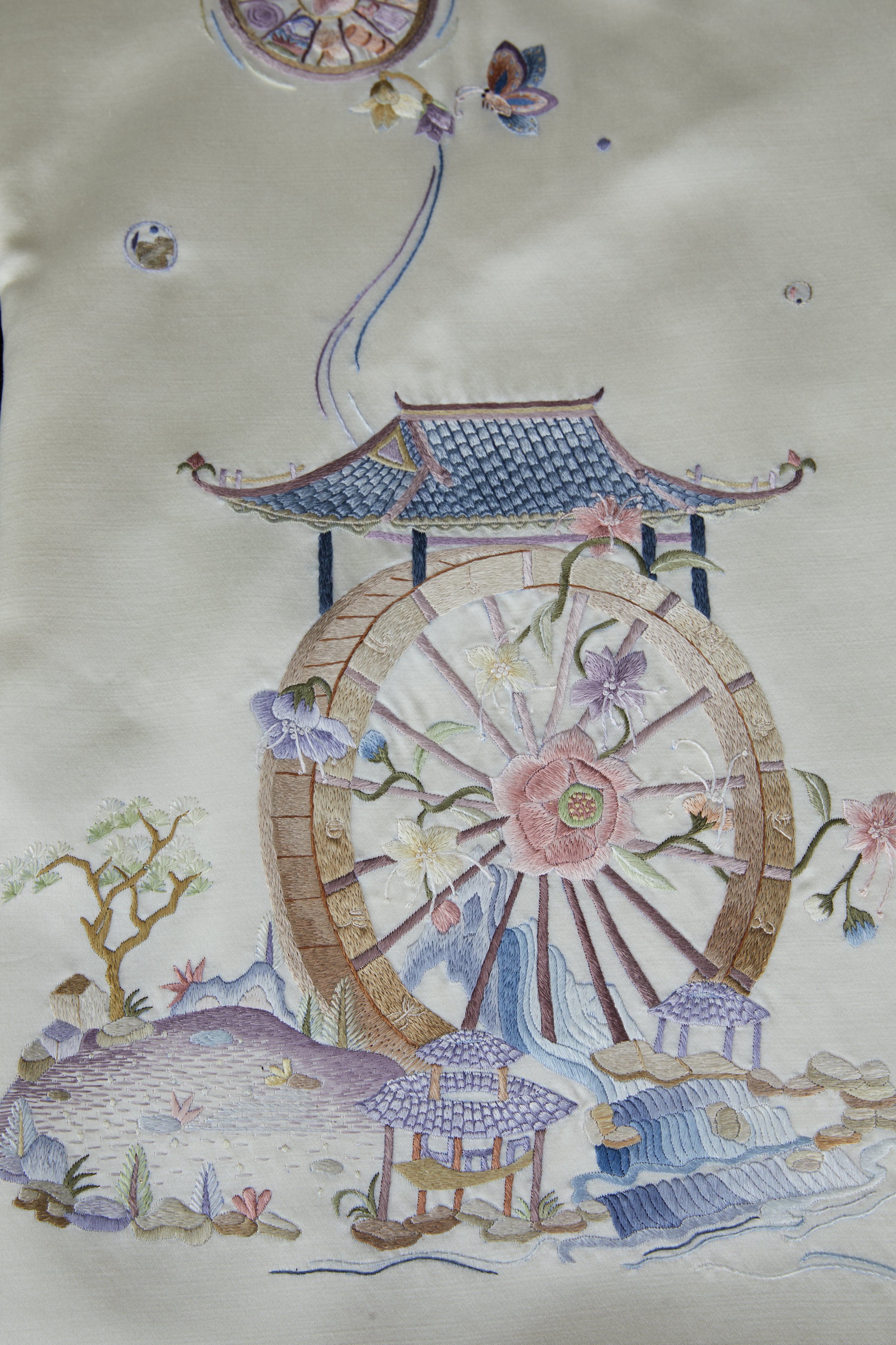 Solar Compass of Tsinghua《清华日晷》