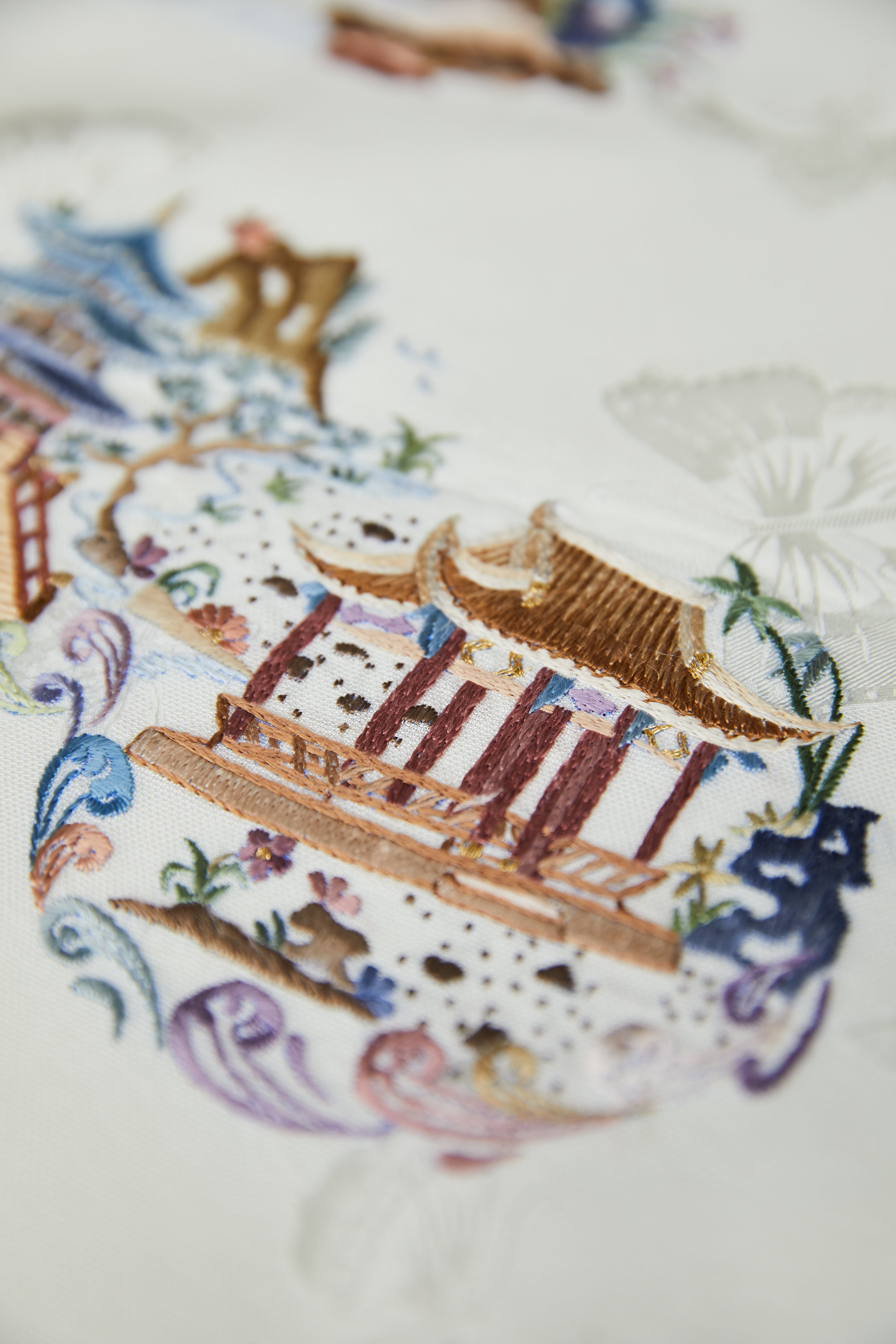 Elegant Pavilions and Towers《亭台楼阁》